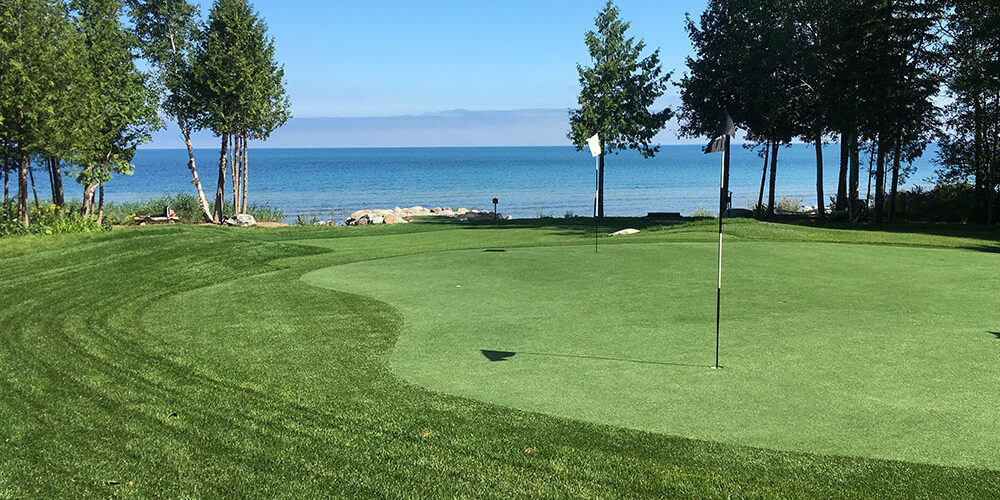 artificial-putting-greens-canada_0007_Georgia Bay