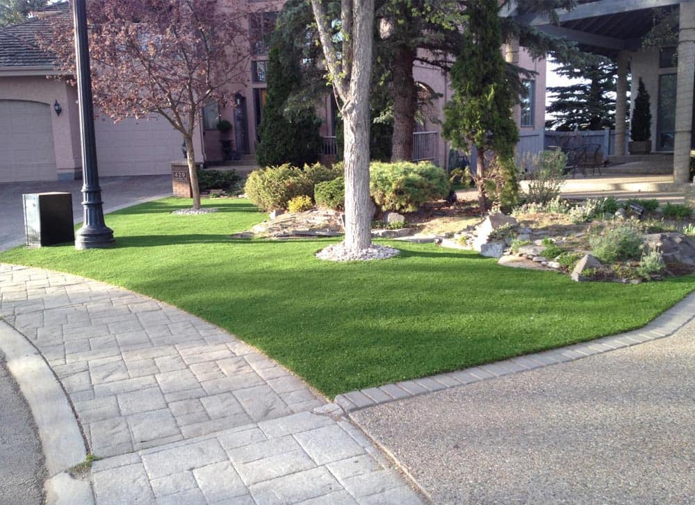 Kamloops Synthetic Grass Installation Artificial Grass in Canada